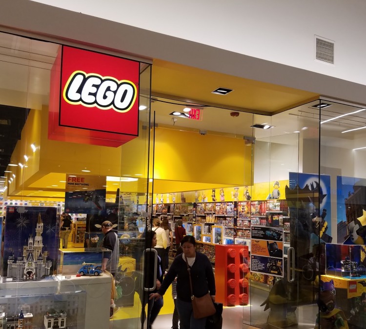 The LEGO Store Concord Mills (Concord,&nbspNC)